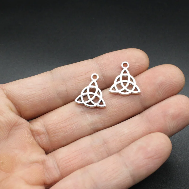 

Chxiuu 1516mm 15pcs Antique Silver Color Charms Pendant Triquetra Symbol for Jewelry Making or Handmade Decorations