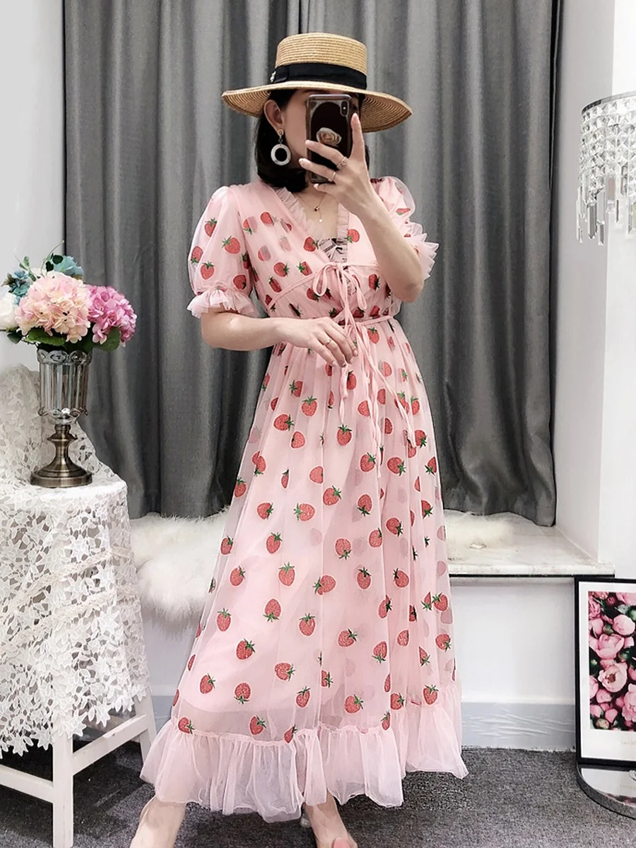 

French tight belt mesh embroidery women's summer dress strawberry dress 2020New women's summer dress sexy pleated dress XL