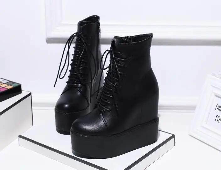 Новый осень зима с коротким голенищем Поднятый ботинки Мартенс на высоком