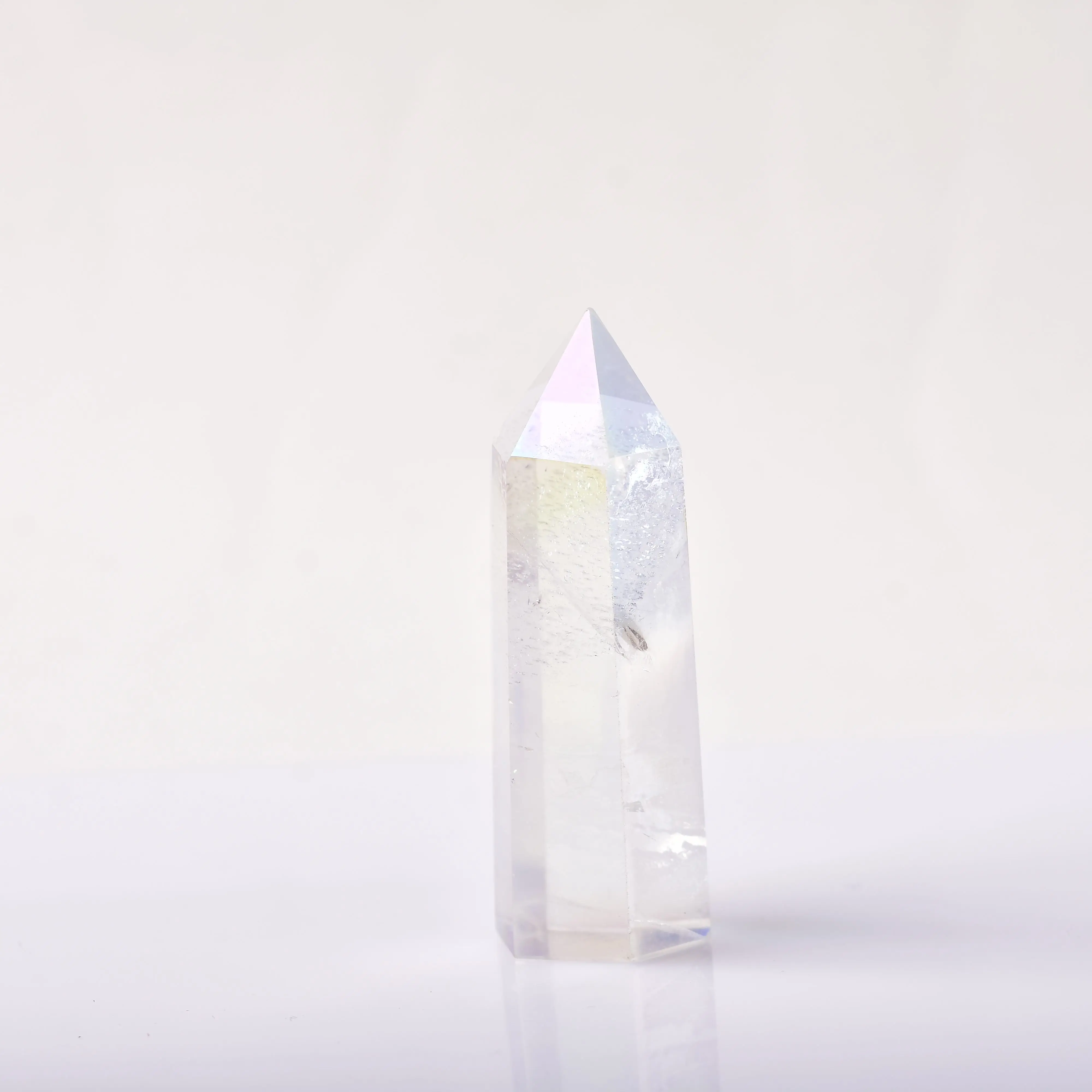 

1PC Natural White Crystal Column Colour Crystal Point Mineral Ornament Healing Wand Family Home Decoration Decoration DIY Gift