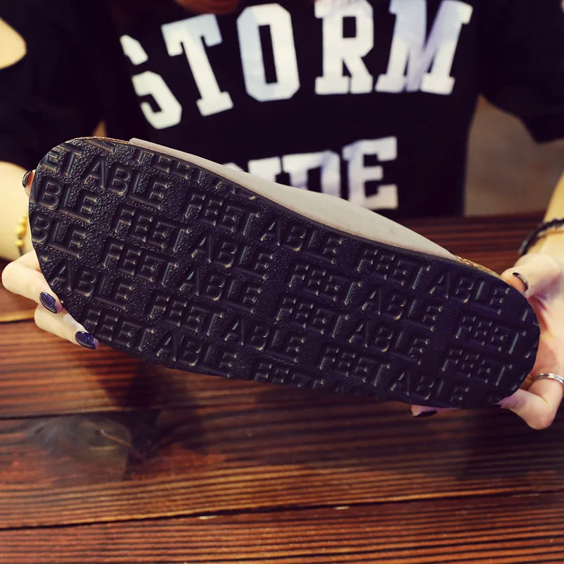 

2021 New Hot Men's Leather Mule Clogs Slippers High Quality Soft Cork Two Buckle Slides Footwear for Men Women Unisex 35-46
