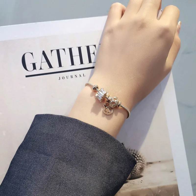 

Korean Ins Trend Fashion Personality Simple Diamond Inlaid Super Flash Small Waist Love Adjustable Bracelet Female