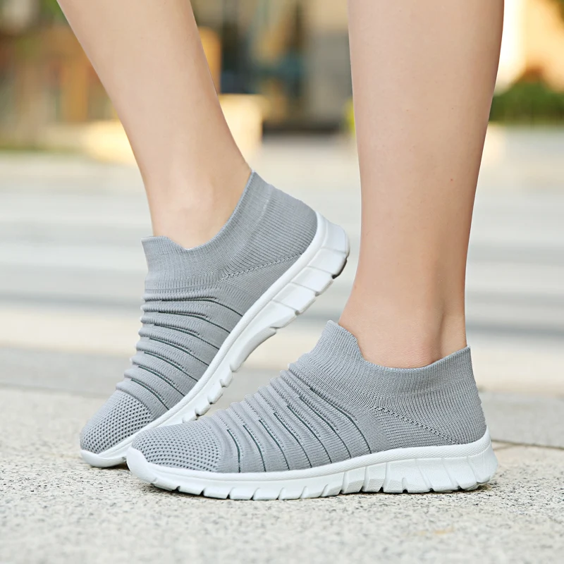 

Blwbyl женские носки без шнуровки Прогулочные кроссовки Повседневная теннисная обувь дышащая легкая Летающая плетеная обувь для мам для бега