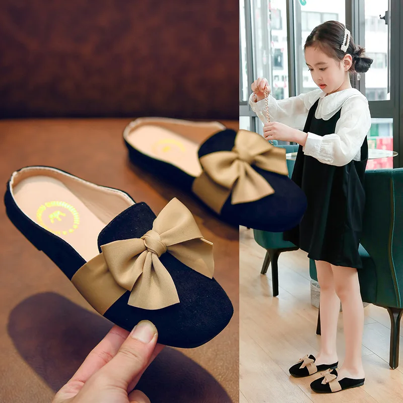 

Летние тапочки для девочек, новинка 2021, модная детская обувь, повседневные сандалии на мягкой подошве для дома и улицы, шикарные детские сан...