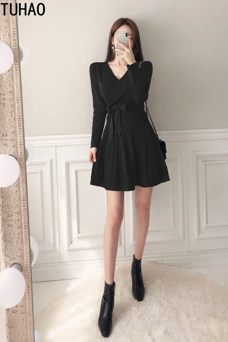 

TUHAO Winter Women's Lace-up Knitted Dresses Female Office Lady Long Sleeve Slim Pleated Dress Elegant High Waist Bottom Clothes