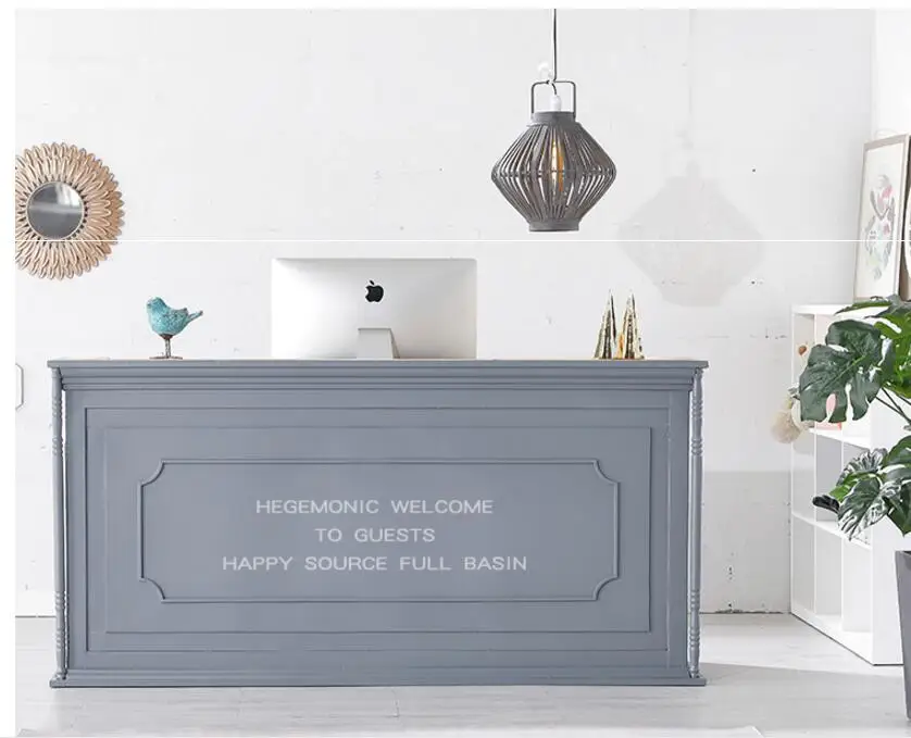 Магазин маленькая касса в европейском стиле магазин одежды стойка для приёма