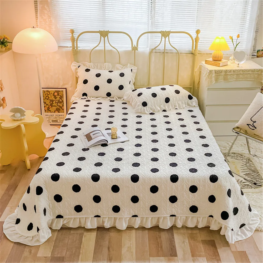 

Winter Bedspread Sets Flannel Bed Skirt Set Quilt Cover Queen Bedding Set Soft Duvet Cover King Size Coral Fleece Bed Sheet