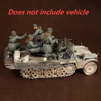 135 scale die cast resin 5 soldiers of the german army of the second world war need to assemble and color by themselves