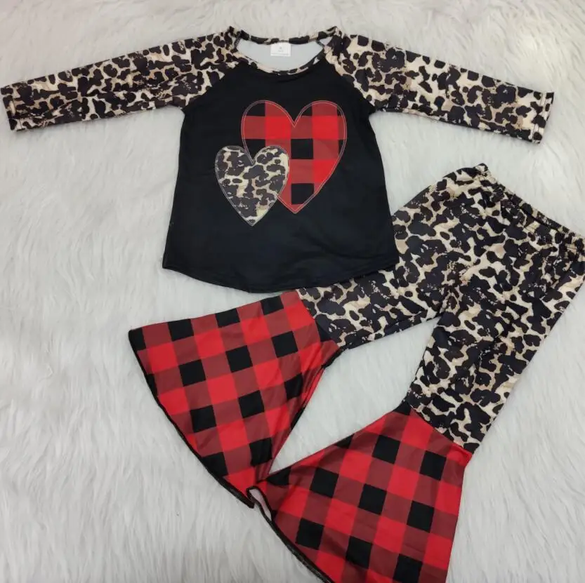 

Toddler Baby Girl Valentine's Day Heart Love Outfit kids long sleeve shirt Leopard Plaid bell-bottom Pants outfit clothing