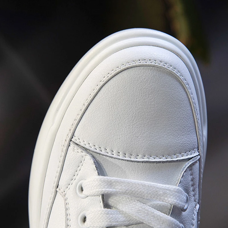 

Casual Shoes Leather Women Sneakers Autumn Light White Sneaker Platform Med Heel Ladies Shoe Comfortable Vulcanized Shoes