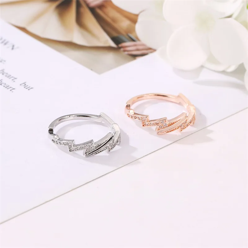 

2021 New Style CZ Crystal Punk Hip Hop Lightning Opening Ring Trend Men Women Fashion Rose Gold Silver Color Ring Accessories