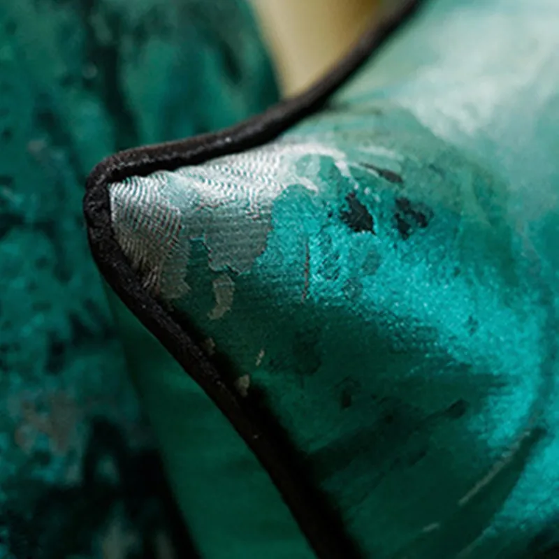 

Luxury Style Dark Green Orange Modern Throw Pillow Cases Striped Cushion Covers for Sofa Bedroom Living Room Cars