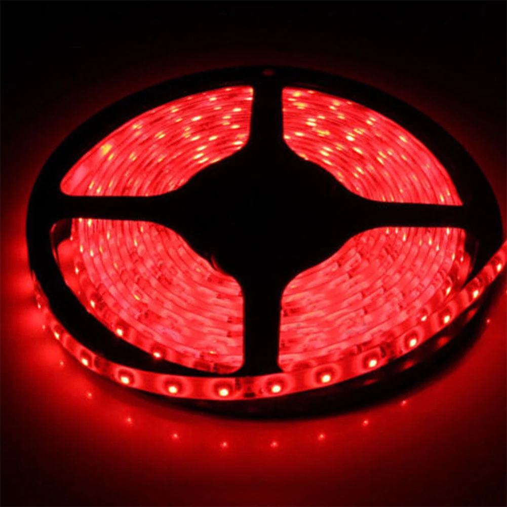 Дешево TSLEEN 5 м супер яркие 12 В 2A 5050/3528SMD светодиодные гибкие полосы для украшения