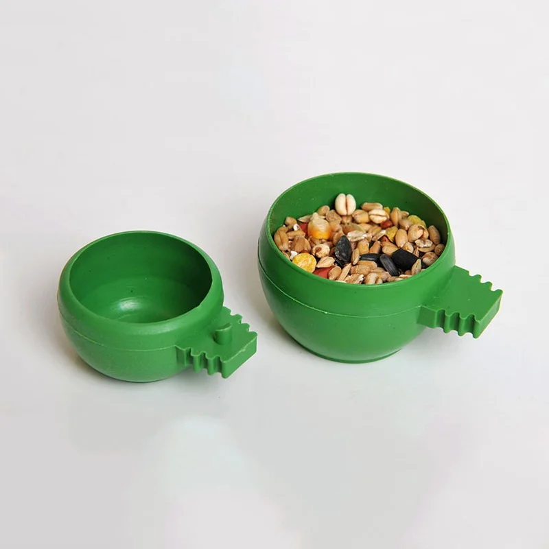 

1PC High Quality Plastic Sand Cup Feeding With Handle Food Water Bowl Splash-proof Cup Pet Supplies