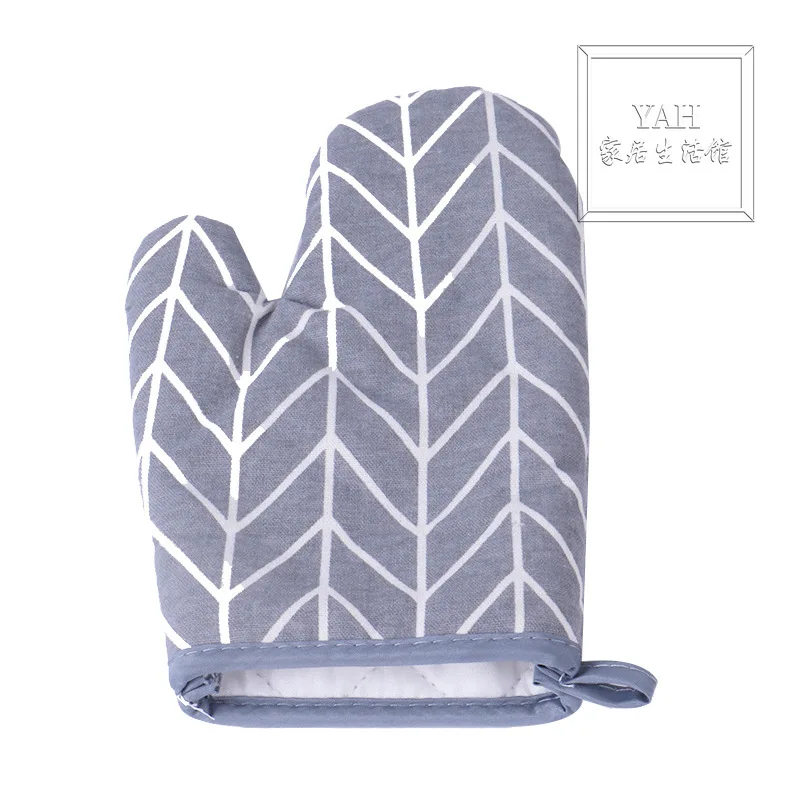 

Cotton and Linen Baking Gloves Microwave Gloves Heat Insulation and Ironing Gloves