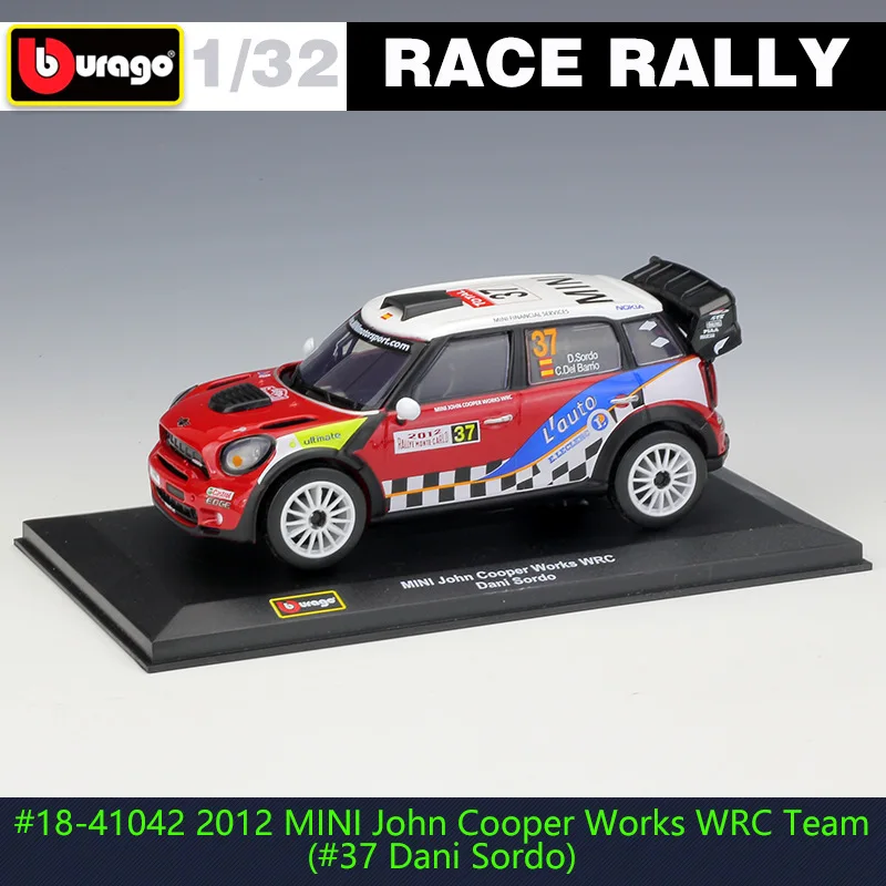Модель автомобиля Bburago 1:32 2012 MINI John Cooper Works WRC Team (37 # Dani Sordo)(52 Pierre Campana) металлическая