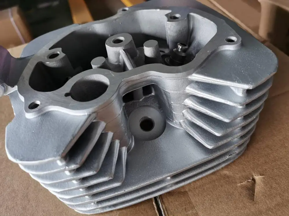 Головка цилиндра в сборе с пружиной и клапанами комплекте прокладки подходят для