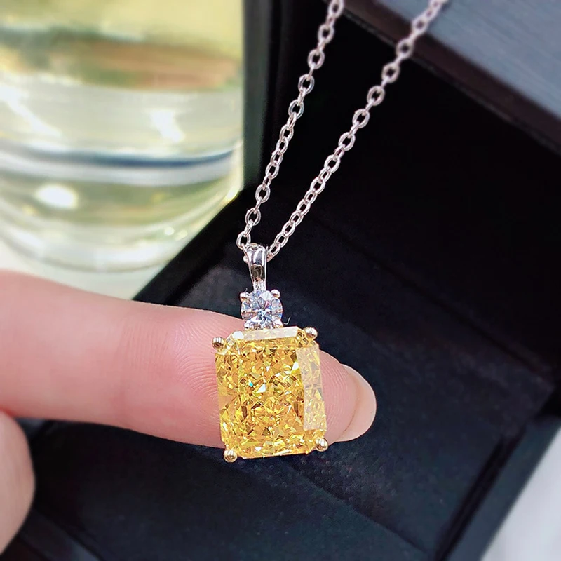 

Knobspin 925 Sterling Silver 10*12MM Broken Ice Cutting High Carbon Diamond Pendant Necklace Fine Jewelry Accessories For Women