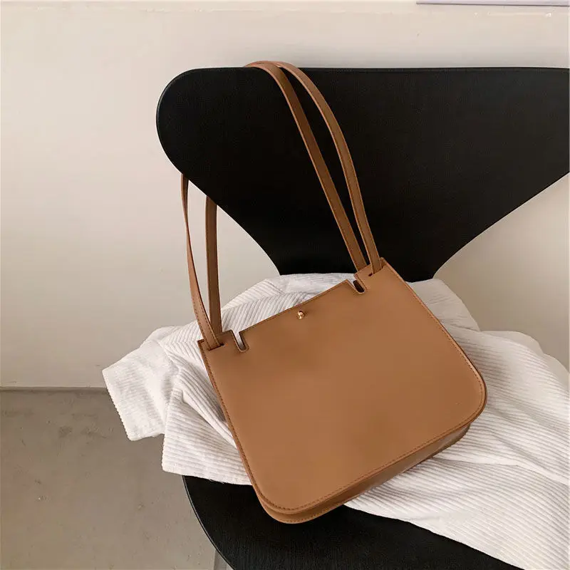 

Summer 2021 small crowd pack women trend single shoulder diagonal saddle bag large capacity solid color versatile Tote Bag