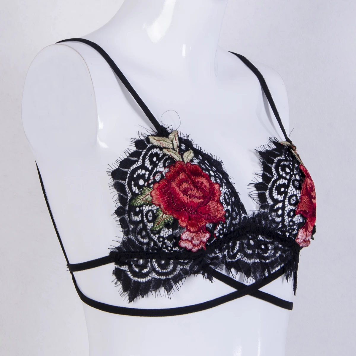 Женский бюстгальтер с вышивкой черный и белый без косточек в стиле пэчворк 2017 |