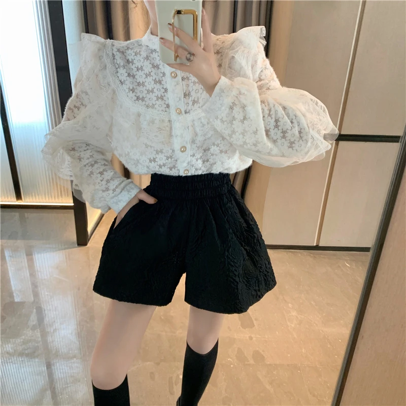 

Autumn Winter Korean blouse Ruffled long-sleeved Lace shirt Vintage Flower Crochet Women top