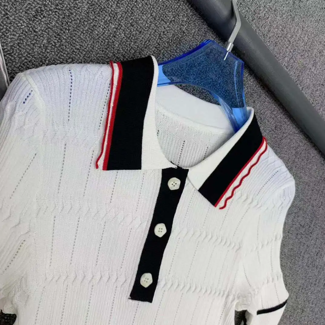 

2021 Summer New Women Fashion Casual Lapel sweater red wave white black stitching for female.