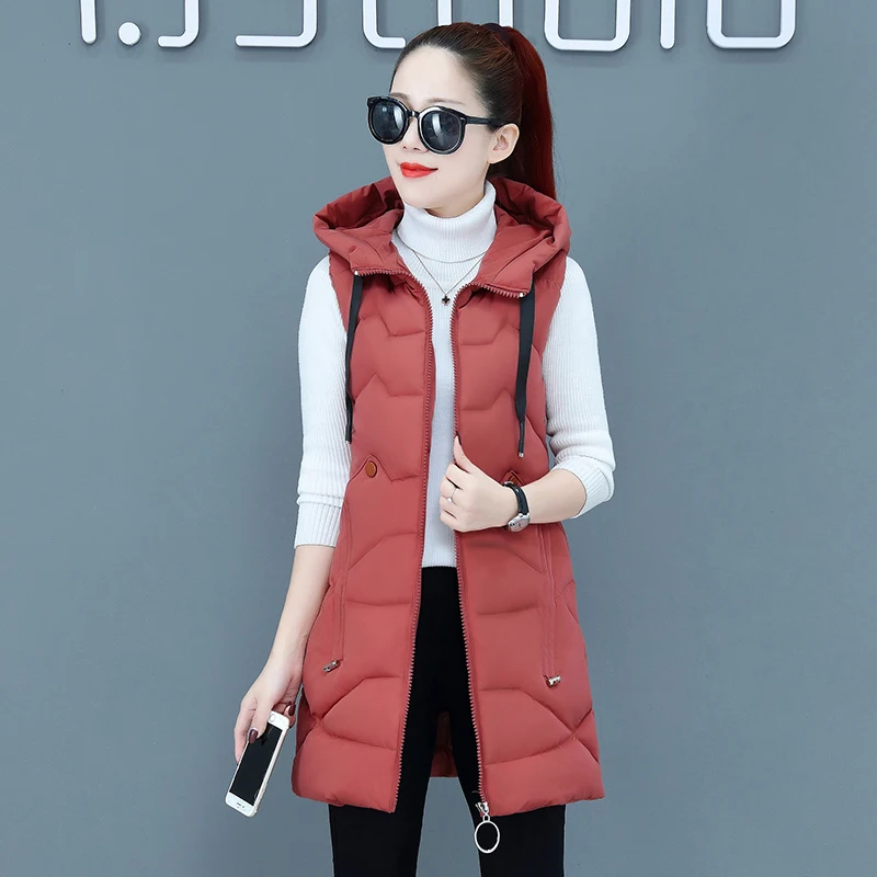 Жилет женский осенне-зимний длинный с капюшоном батальных размеров 3XL | Женская