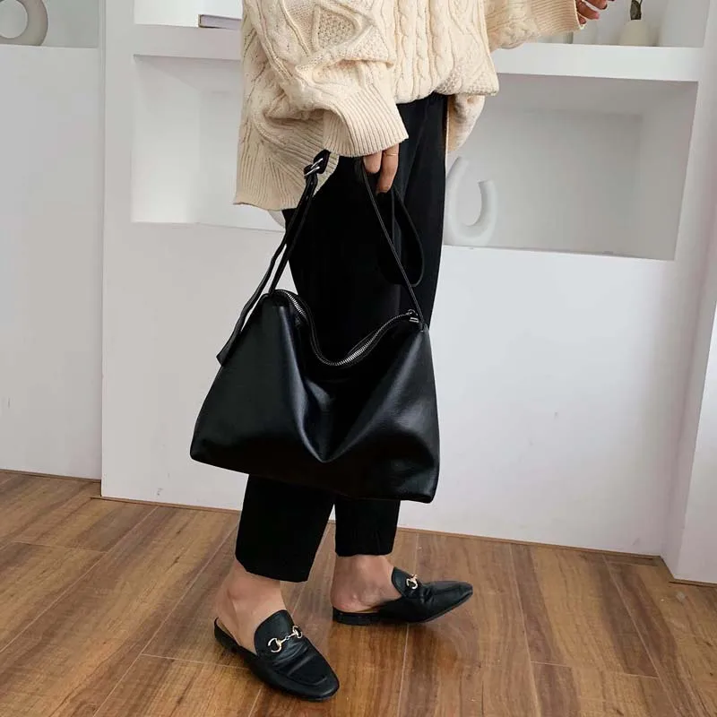 Сумка-тоут женская из мягкой кожи брендовый большой винтажный саквояж на плечо