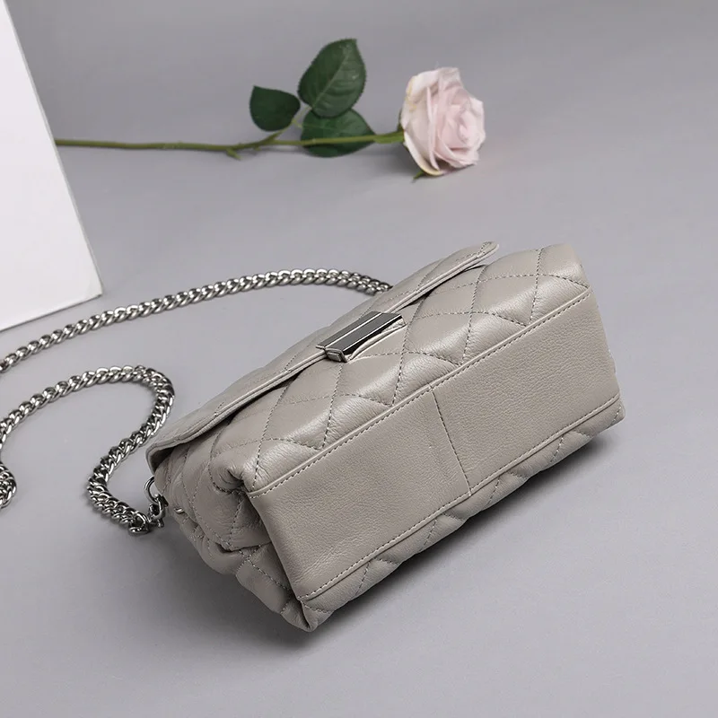 

women new trendy casual chain single shoulder messenger bag temperament diamond small square bag designer handbags