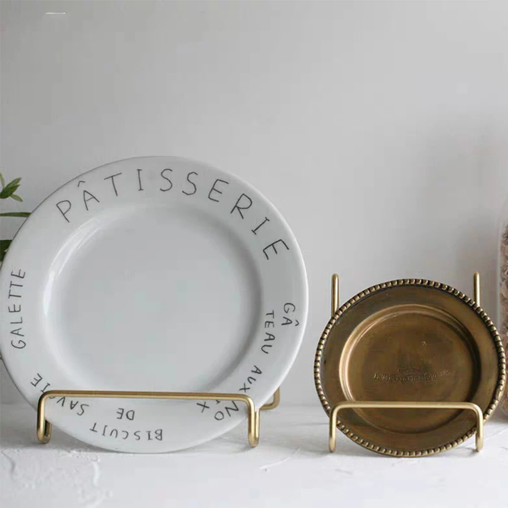 Подставка-витрина из кованого железа в скандинавском стиле мобильный телефон