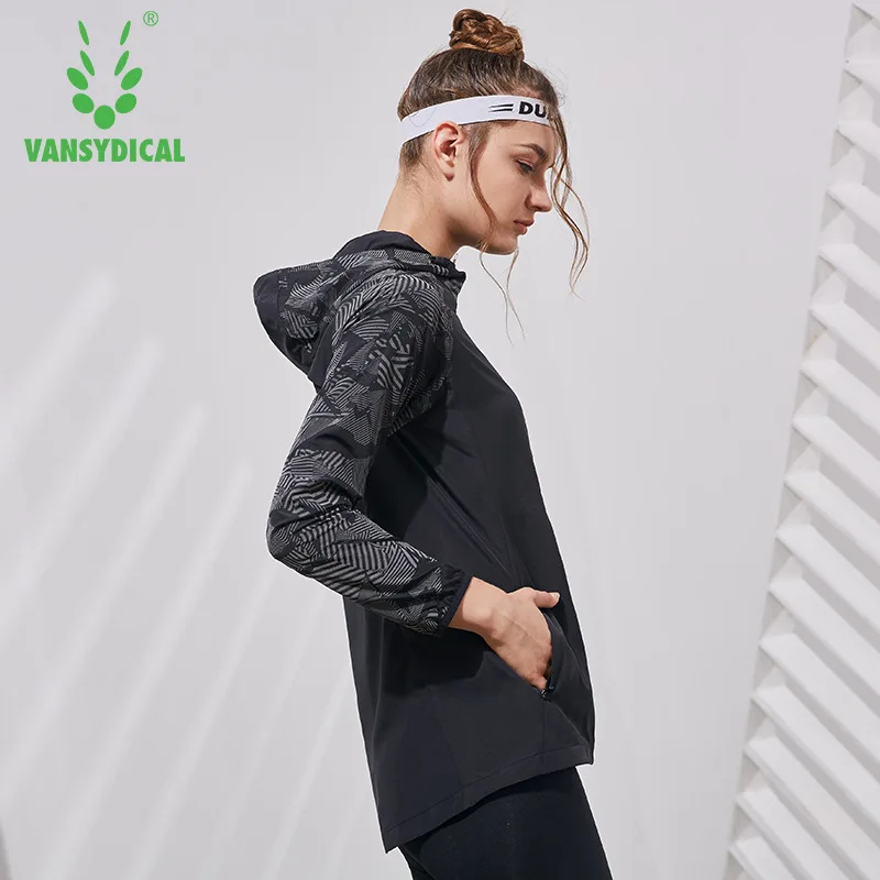 Женские куртки с капюшоном на молнии для бега открытом воздухе йоги