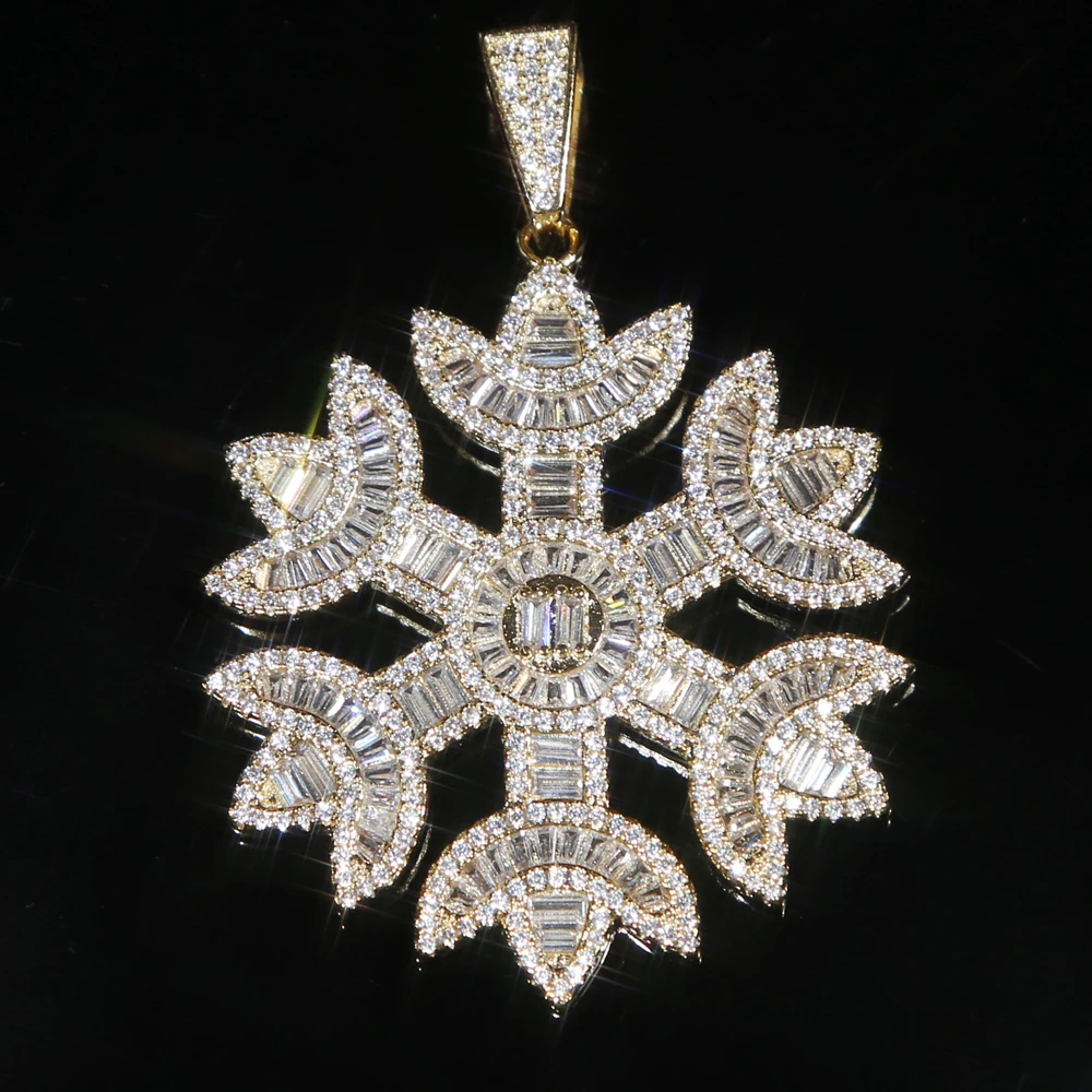 

Подвеска в виде снежинки, стразы, Подарочные ювелирные изделия