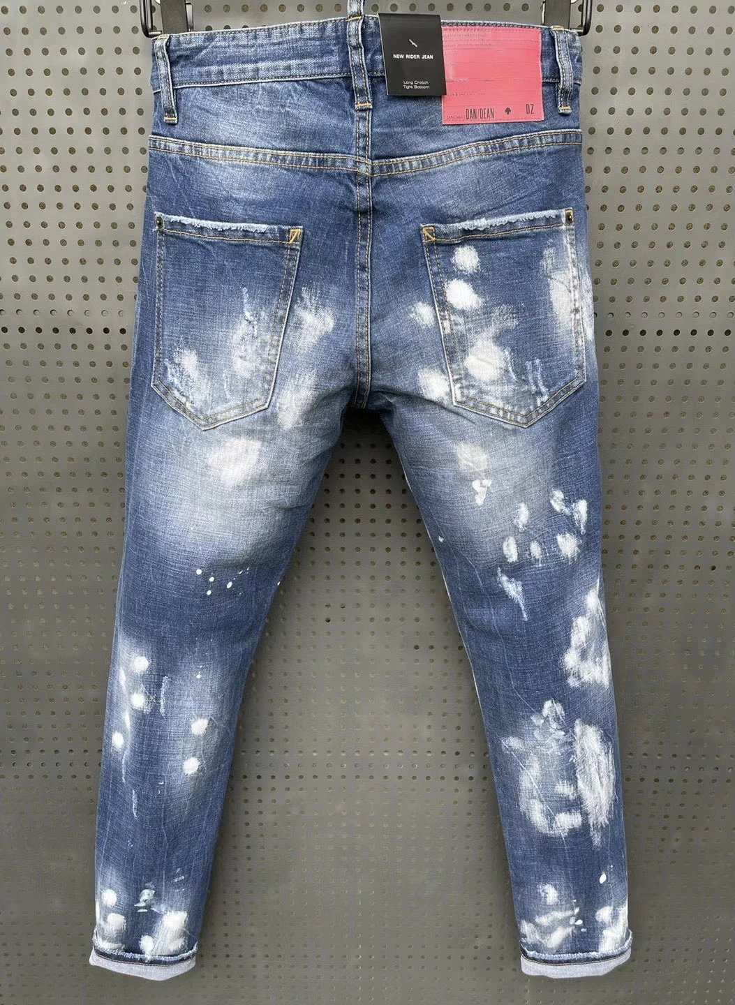classic,Authentic DSQUARED2,Retro,Italian brand ,Women/Men Jeans,locomotive,Jogging jeans,DSQ065