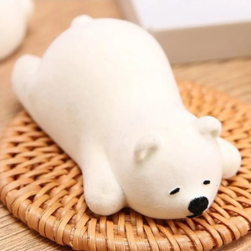 

3pcs/set Polar Bear Decoration Home Ornament Crafts Desktop Home Decoration Gifts Decor Accessories for Living Room Bedroom Car