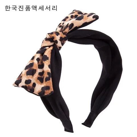 Повязка для волос с леопардовым принтом и бантом широкая простая