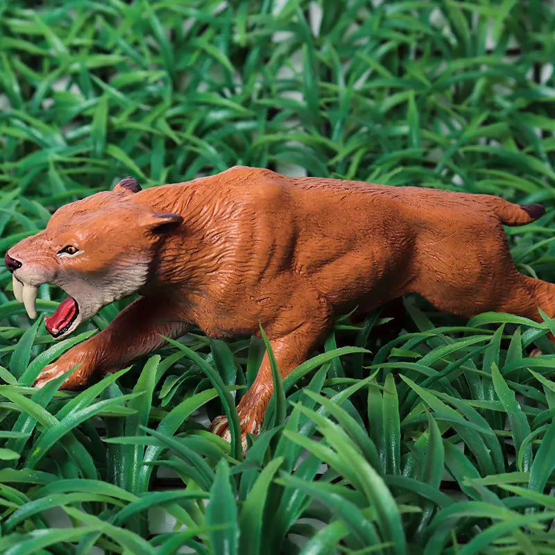 

15.5*5.6*6.5cm Children simulation static solid wild animal model ornaments ice age saber tooth tiger Model toys