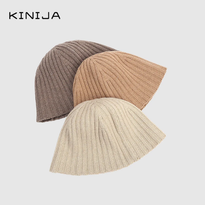 Шерстяная шапка женская осенне-зимняя теплая Праздничная универсальная в