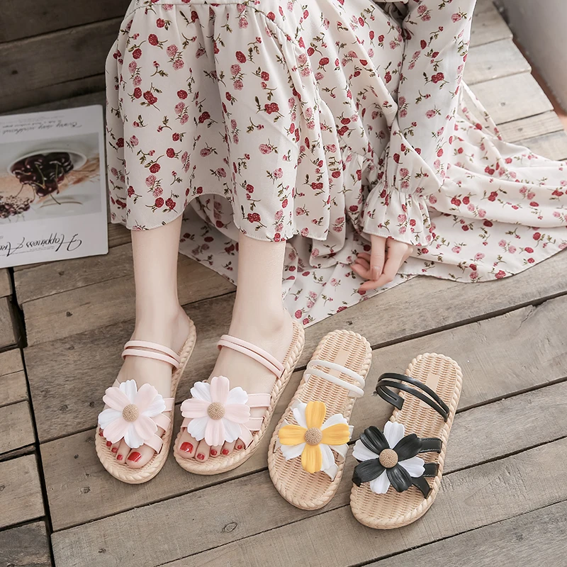 

Shoes Women Slippers Casual Slides Flower Pantofle Soft Luxury Flat Summer 2021 Fabric PU Floral Rubber Slippers Women Summer S