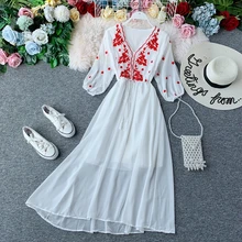 Женское пляжное платье с вышивкой красное элегантное винтажное V