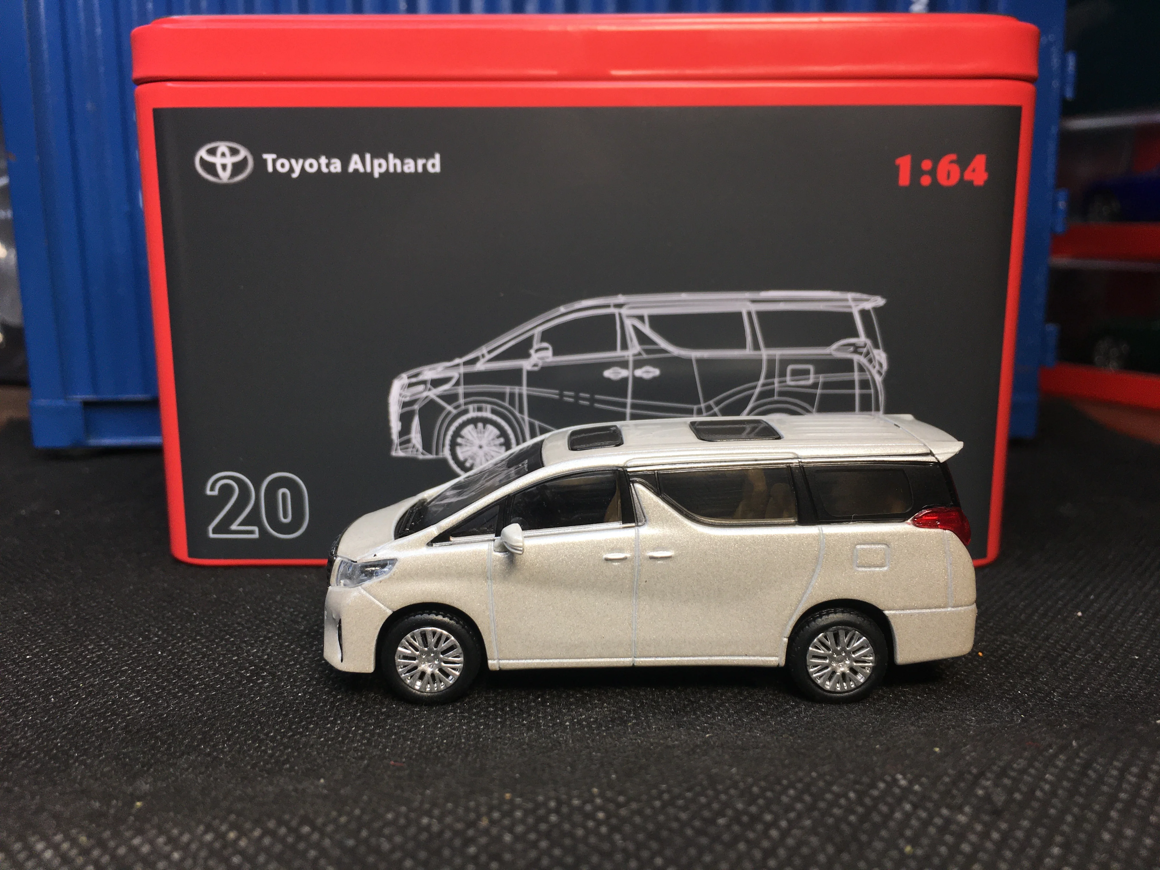 

GCD 1/64 Toyota Alphard DieCast Model Car Collection Limited