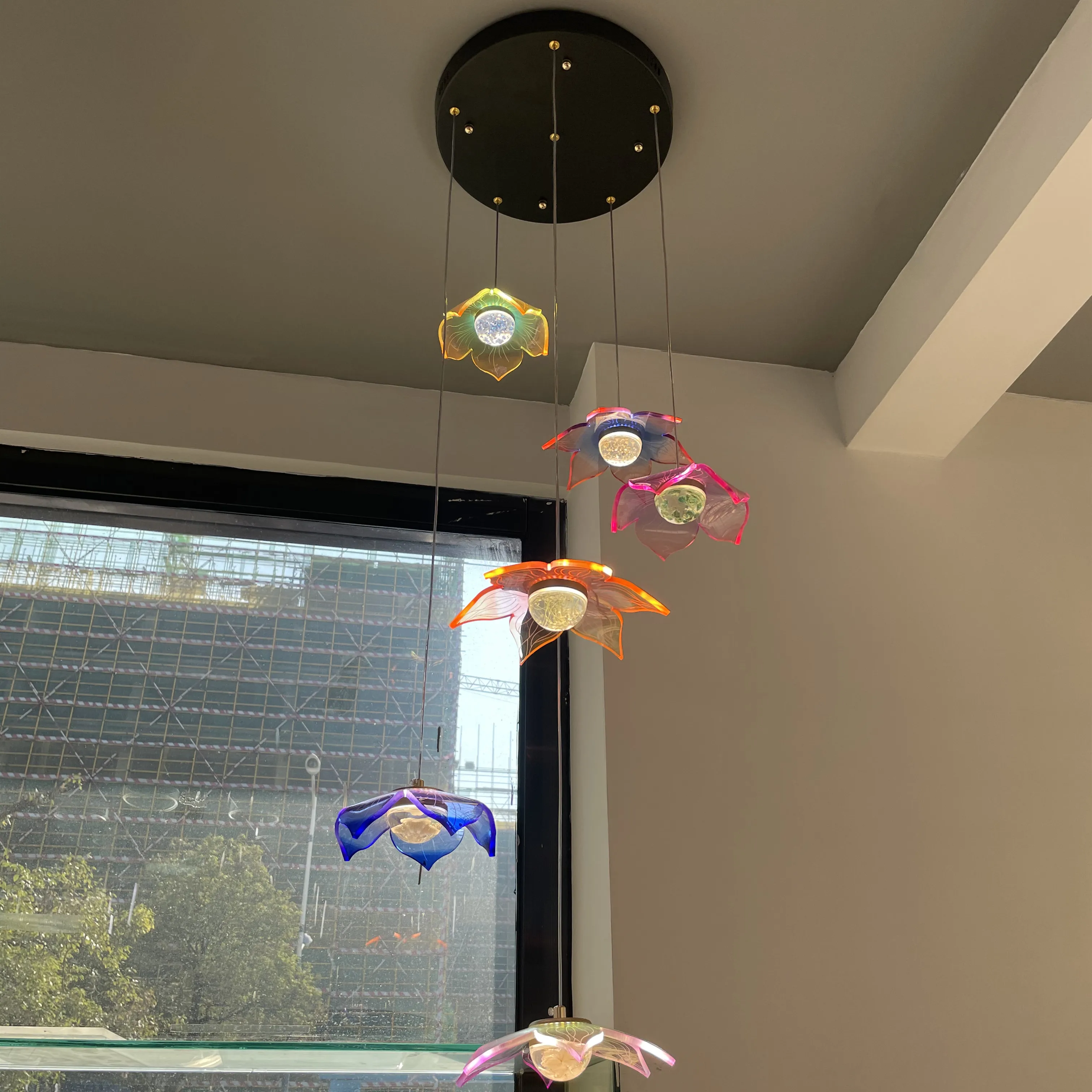 

Color flower shape LED chandelier bedroom living room stair chandelier creative fashion lighting