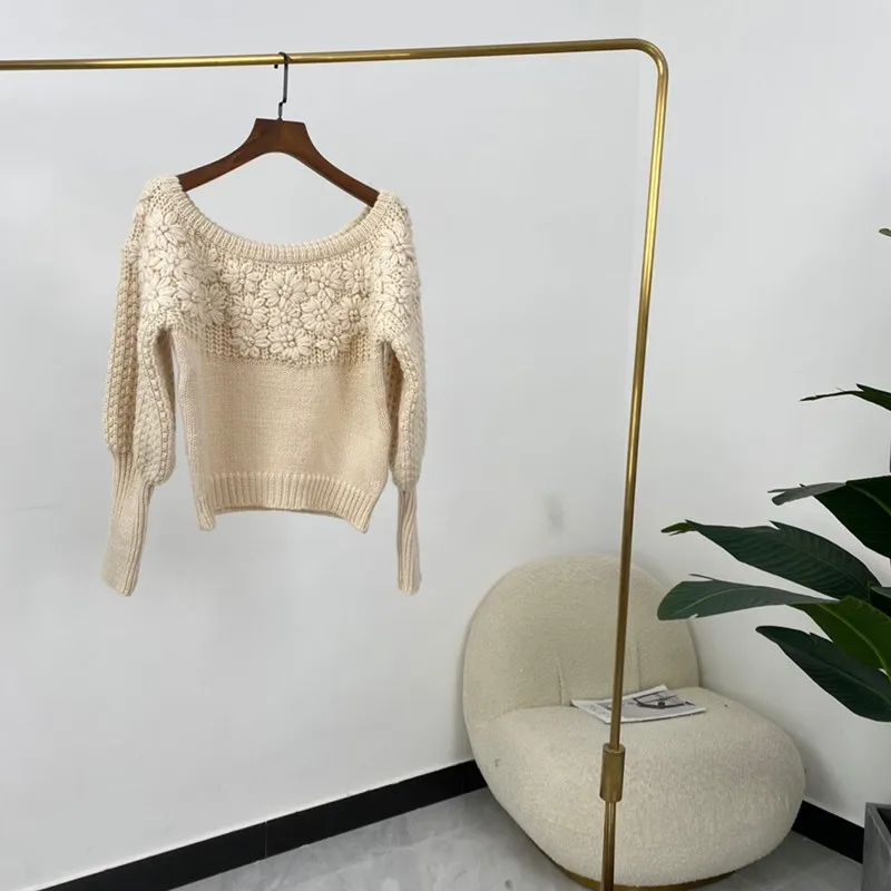 

2021 New Autumn Winter Women Fashion Solid Hook Flower O-neck Long Sleeve Coarse Yarn Sweater High Quality