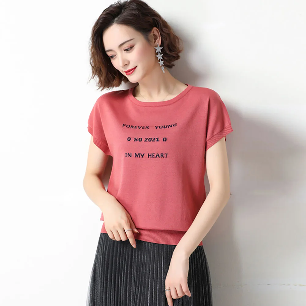 Футболка женская свободного покроя с графическим принтом и надписью простая