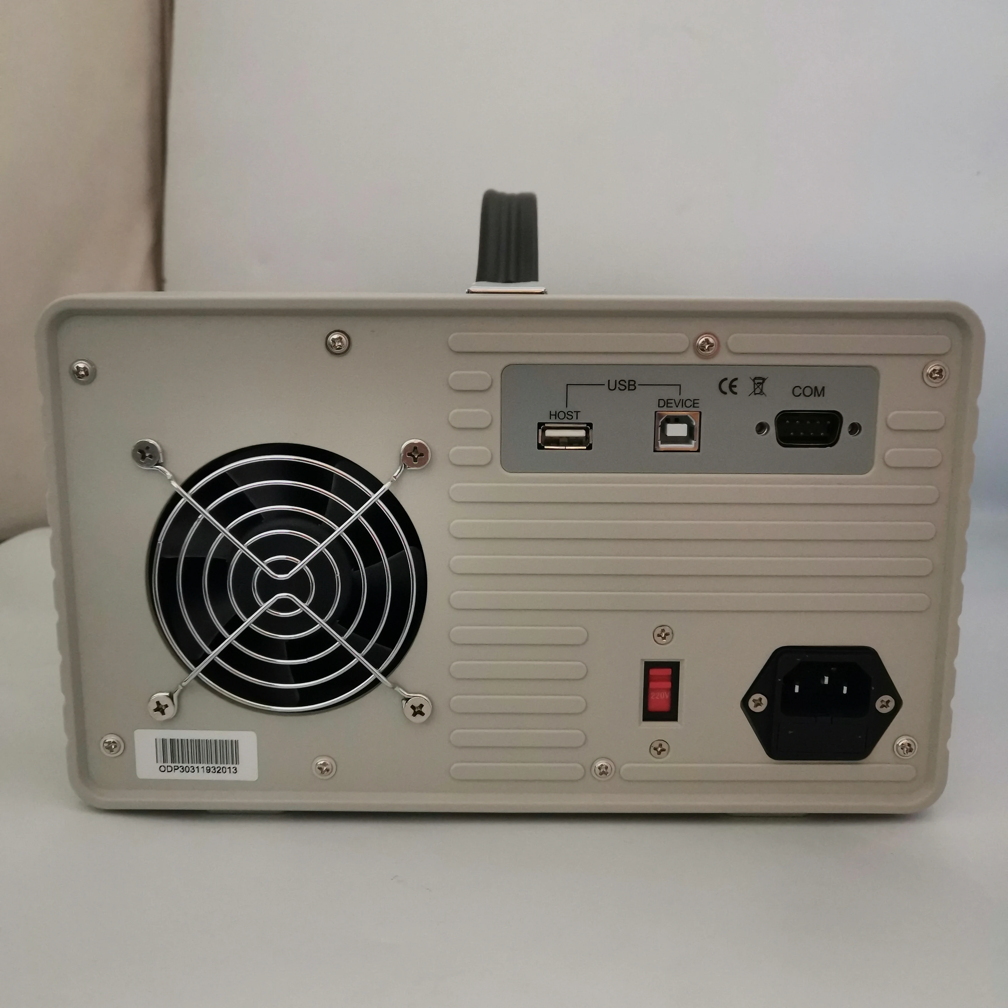 OWON ODP3031 105W Программируемый лабораторный источник питания 30В 3A 1mV 1mA Разрешение 1-CH Выход, с выходом 5 V/3,3 V фиксированный источник питания постоянного тока