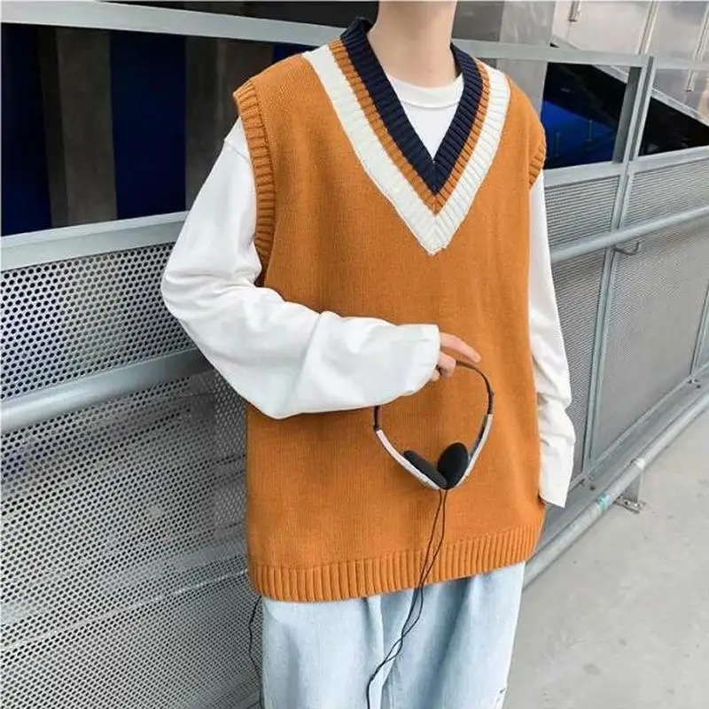 

Men Sweater Vest V-Neck Print Simple Design Males Leisure Chic Loose Trendy Student Street Outwear Korean Style Knitted Fashion