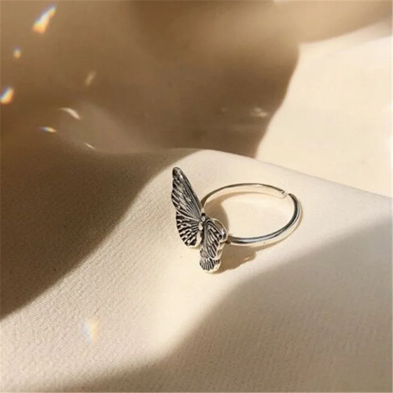 

Popular Personalized Silver Butterfly Ring ins Fashion Net Birthday Present