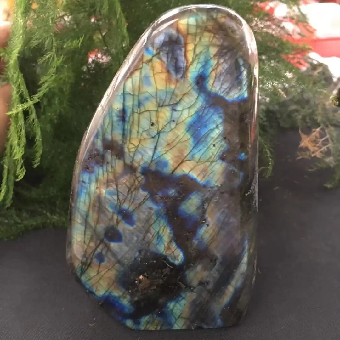 

864g natural labradorite irregular healing crystals can stand (only 1pcs ​The pictured is the exact one you will receive)