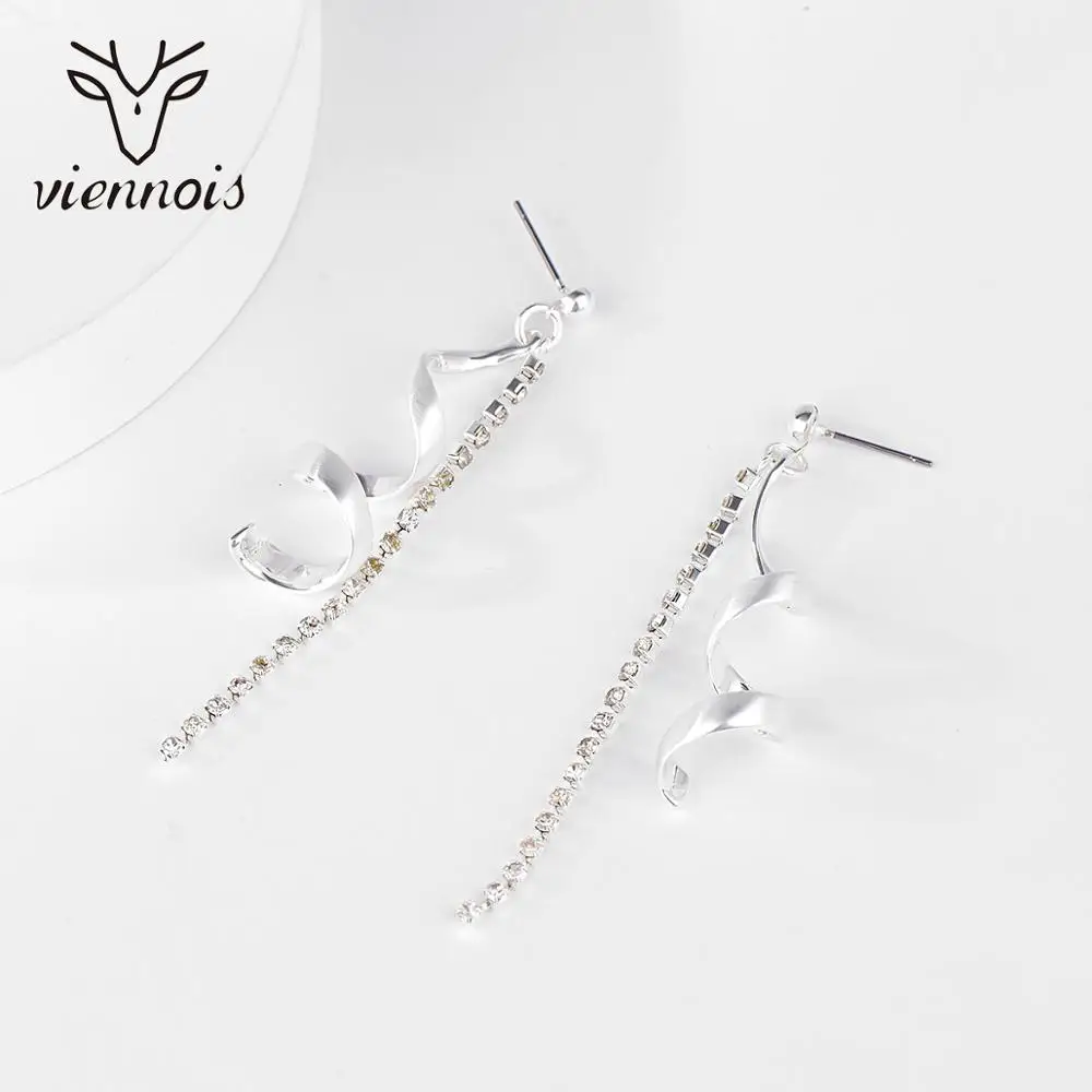 От Viennois покрытие из длинной кисточкой серьги в виде капель с Спираль Форма