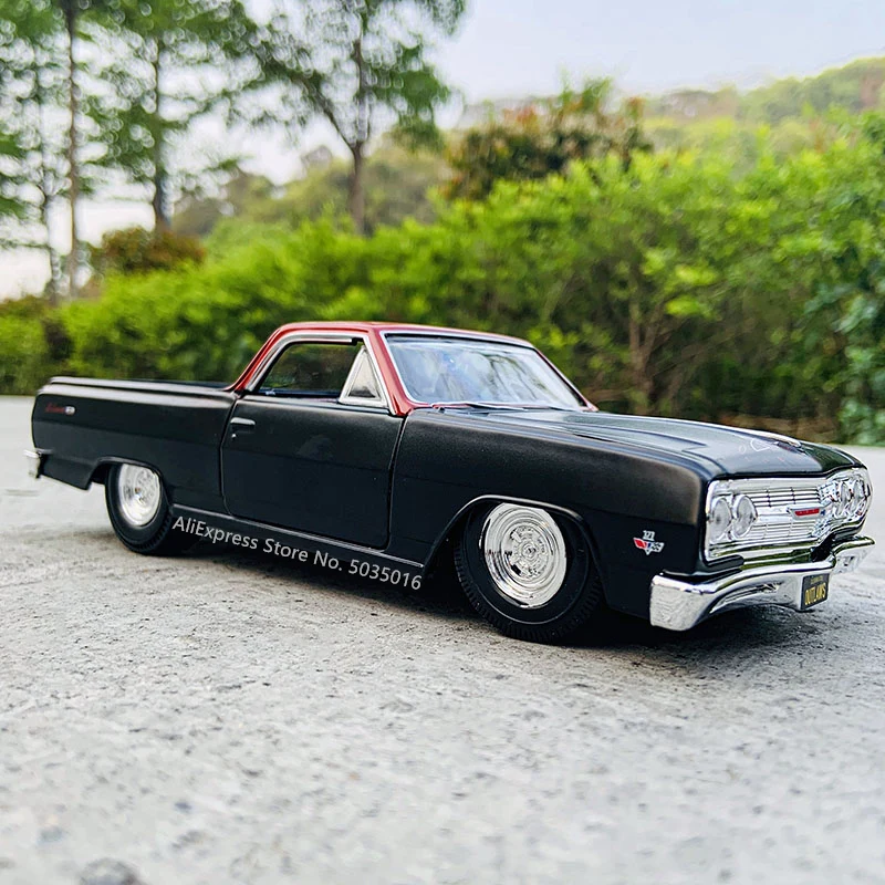 Модель автомобиля Maisto из сплава в масштабе 1:25 1965 Chevrolet EL конвертер декоративная