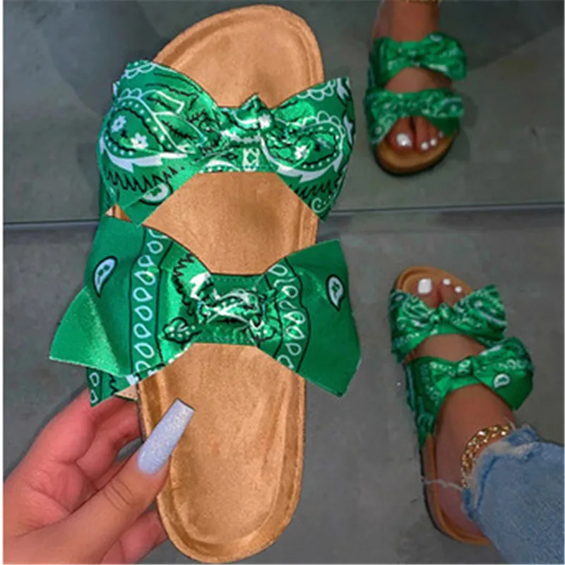 Женские шлепанцы с бантом пляжные сандалии на плоской подошве модные для улицы